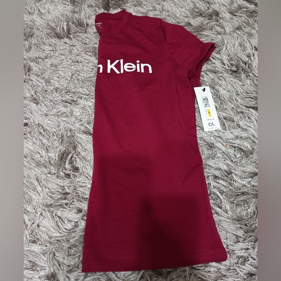 Calvin Klein Performance Magenta Strech Shirt - Picture 3 of 4